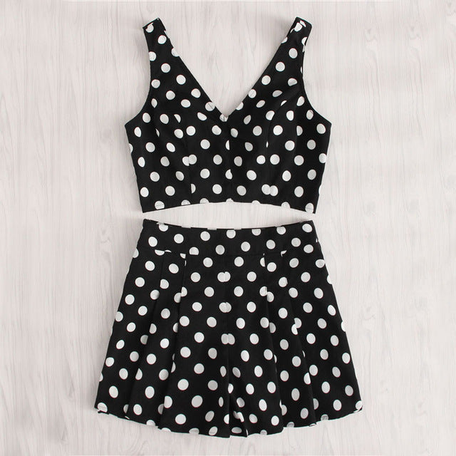 SHEIN Polka Dot Zip Back Crop Top And Shorts Set Women Deep V-neck Sleeveless Pleated 2 Pieces Sets 2018 Summer Sexy Twopieces